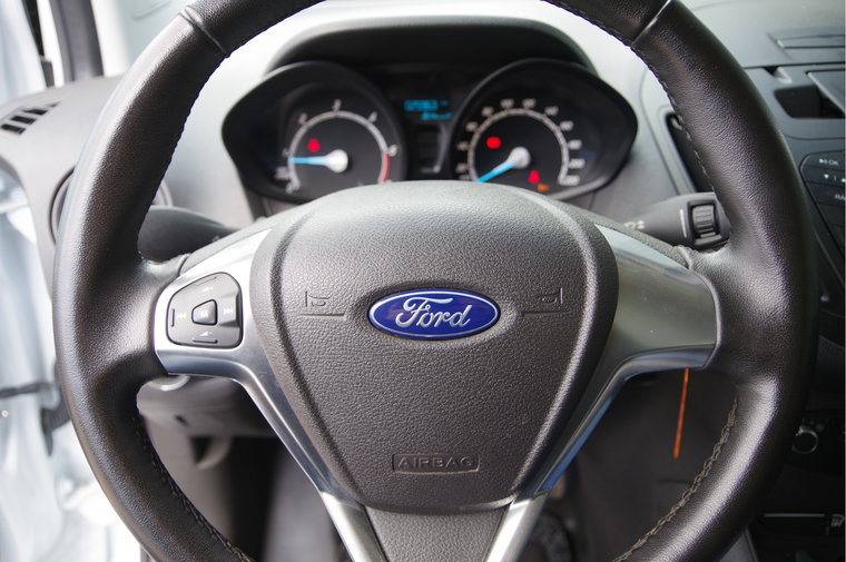 Vehicle Image 8