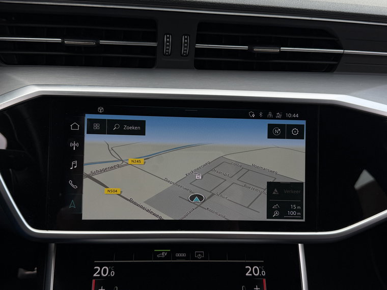 Vehicle Image 14