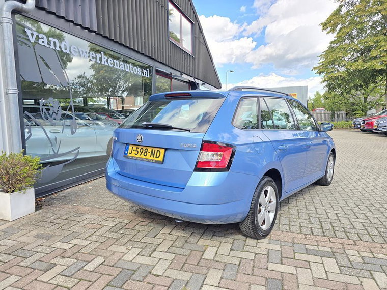 Vehicle Image 29