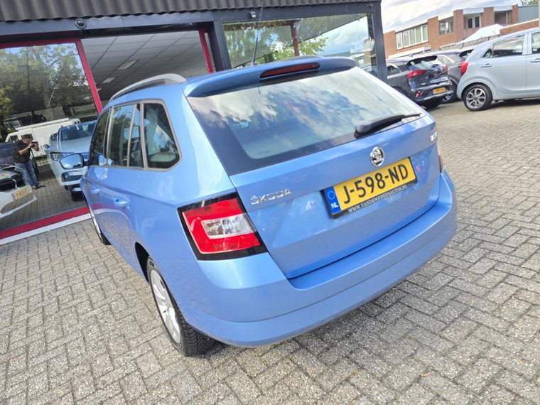 Vehicle Image 39