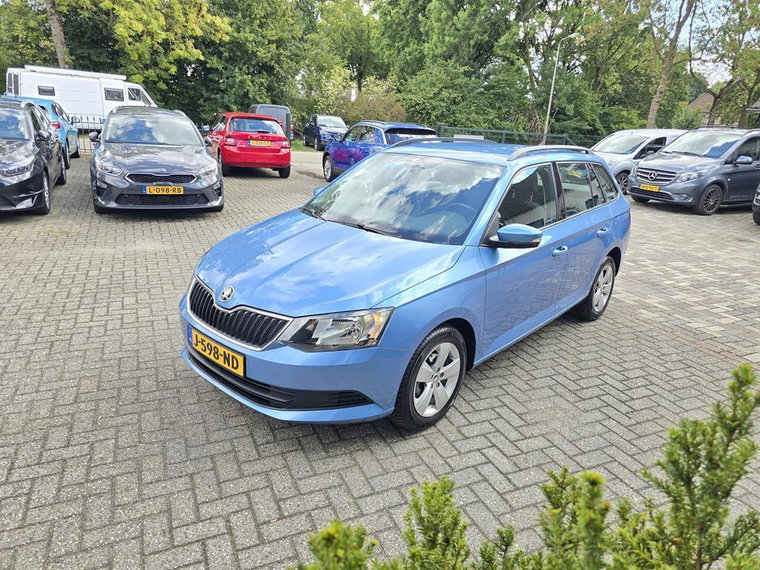 Vehicle Image 43