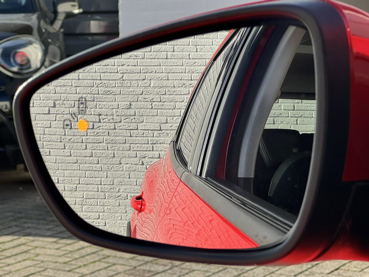 Vehicle Image 28