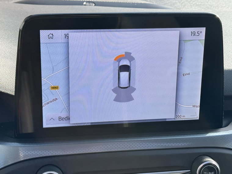 Vehicle Image 38