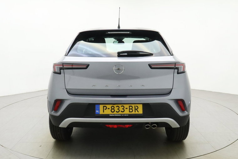 Vehicle Image 11