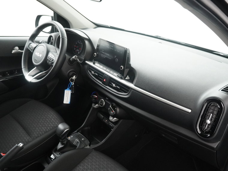 Vehicle Image 38