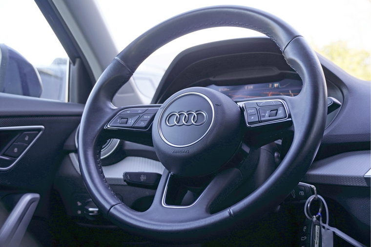 Vehicle Image 22