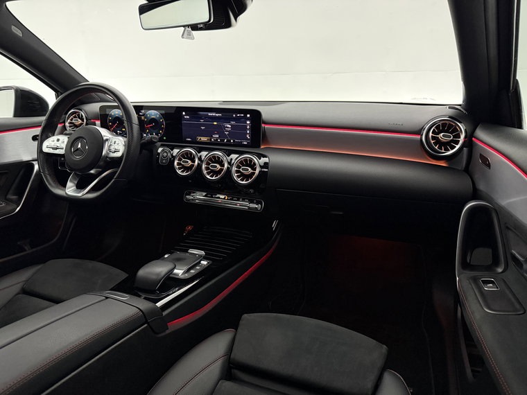 Vehicle Image 37