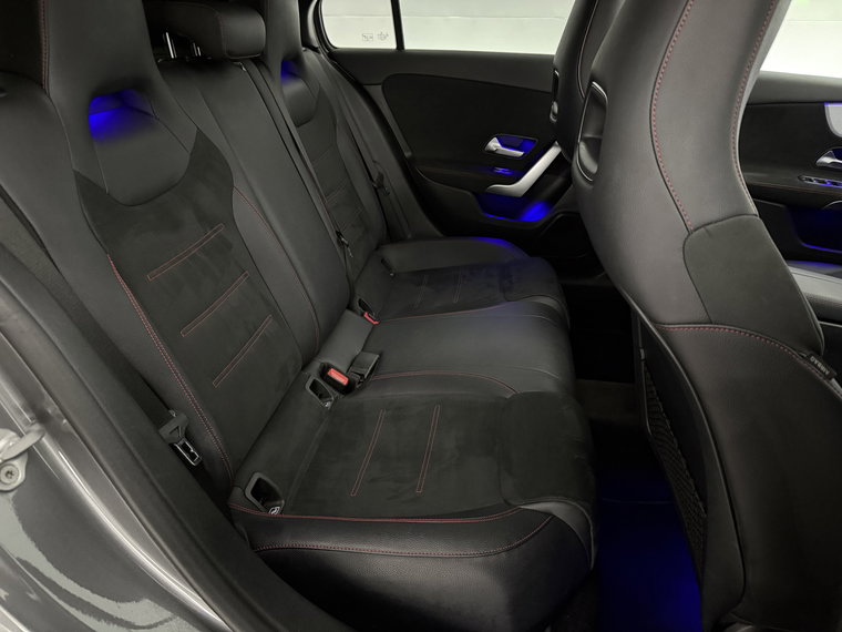 Vehicle Image 39