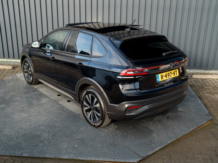 Vehicle Image 40