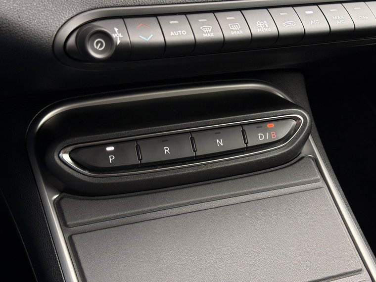 Vehicle Image 39