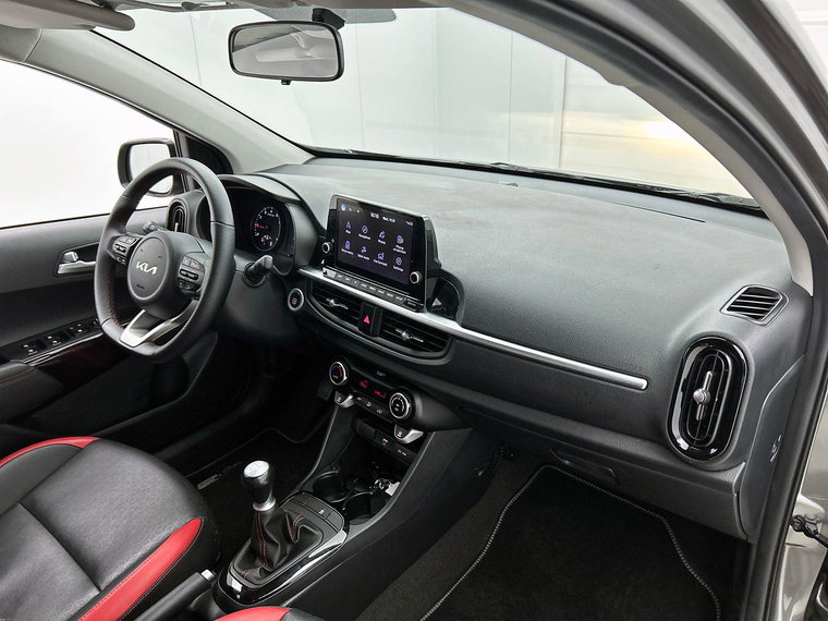 Vehicle Image 21