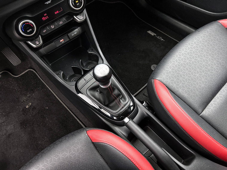 Vehicle Image 24