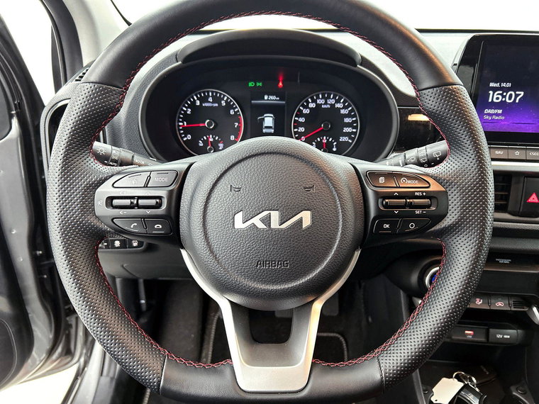 Vehicle Image 26