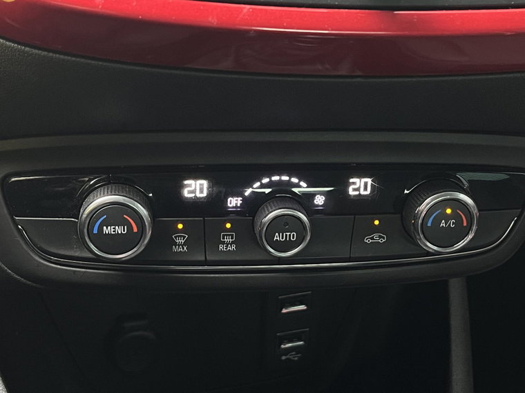 Vehicle Image 26