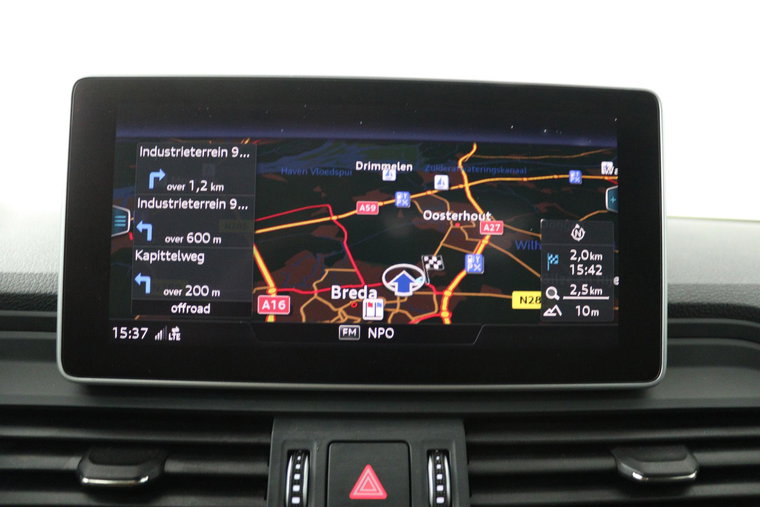 Vehicle Image 15