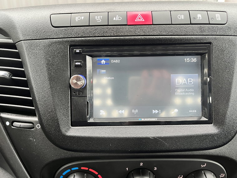 Vehicle Image 33