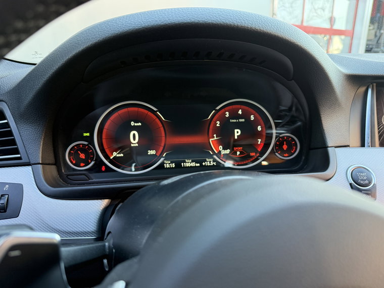 Vehicle Image 28