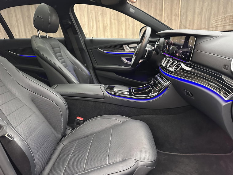 Vehicle Image 40