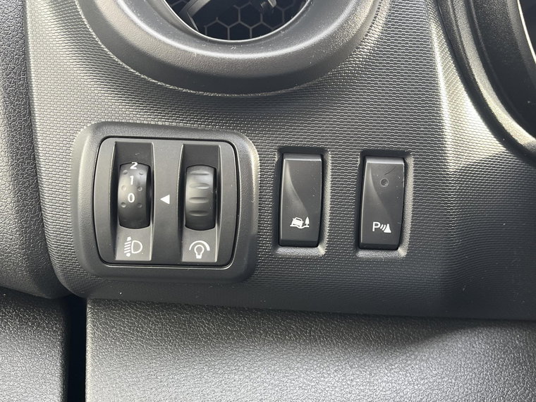 Vehicle Image 27