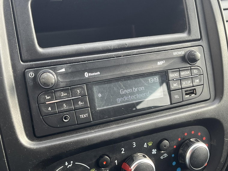 Vehicle Image 29