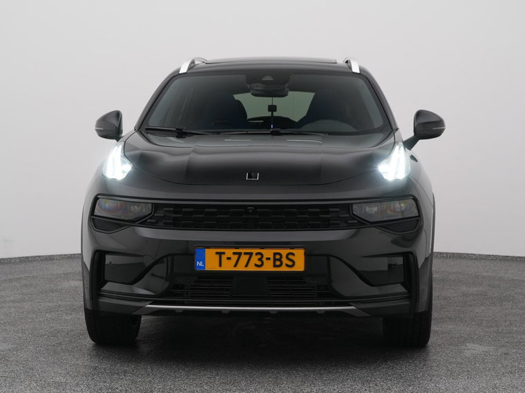 Vehicle Image 9