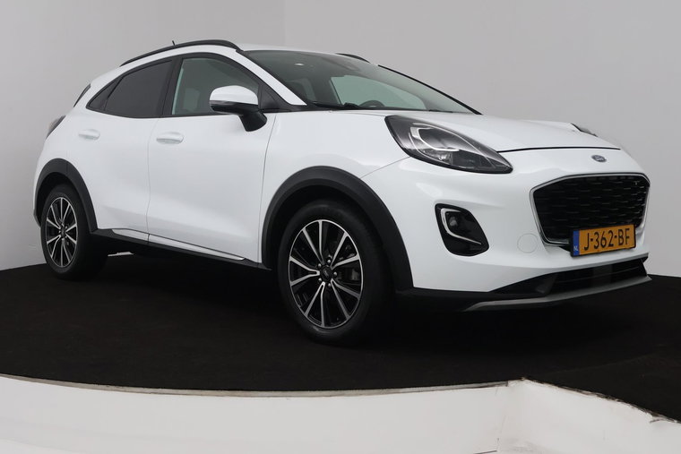 Vehicle Image 21