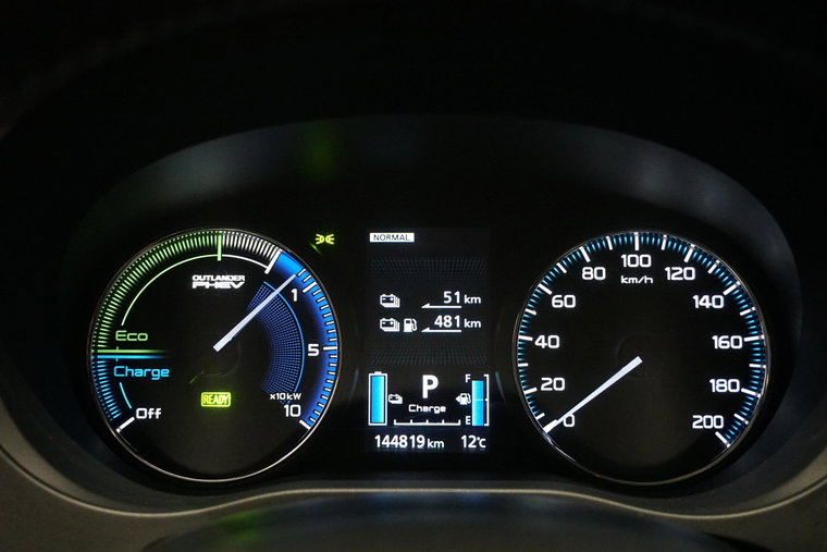 Vehicle Image 13