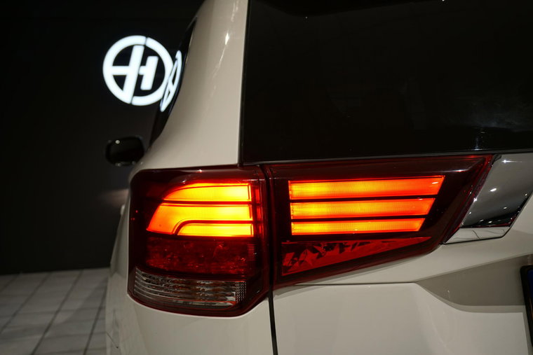 Vehicle Image 19