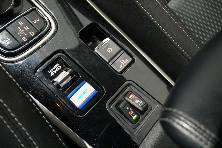Vehicle Image 22