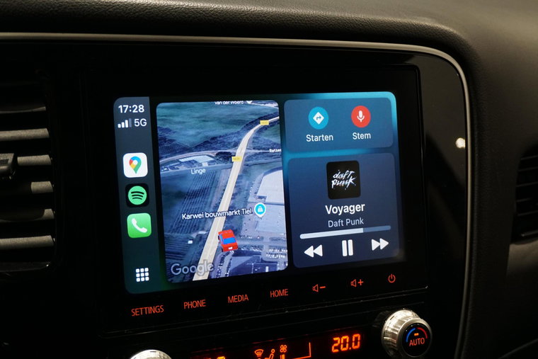 Vehicle Image 23