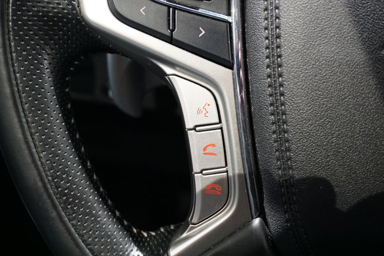Vehicle Image 30
