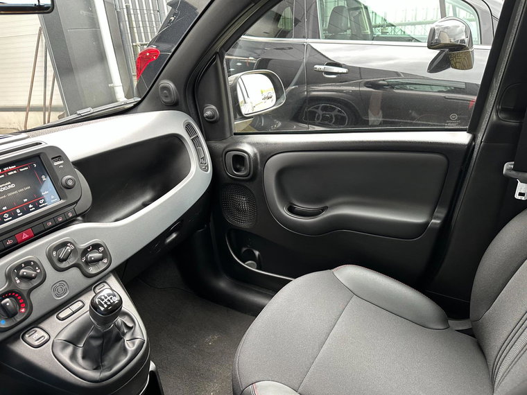 Vehicle Image 21