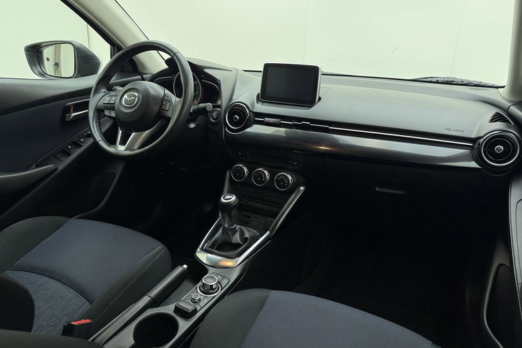 Vehicle Image 14