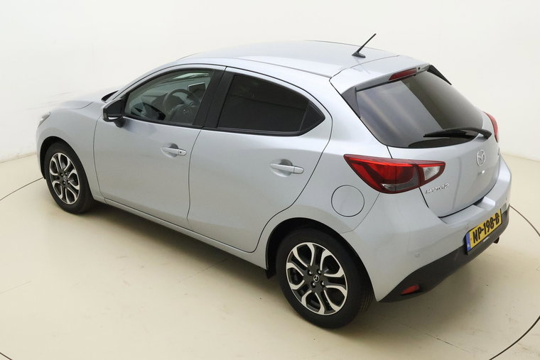 Vehicle Image 4