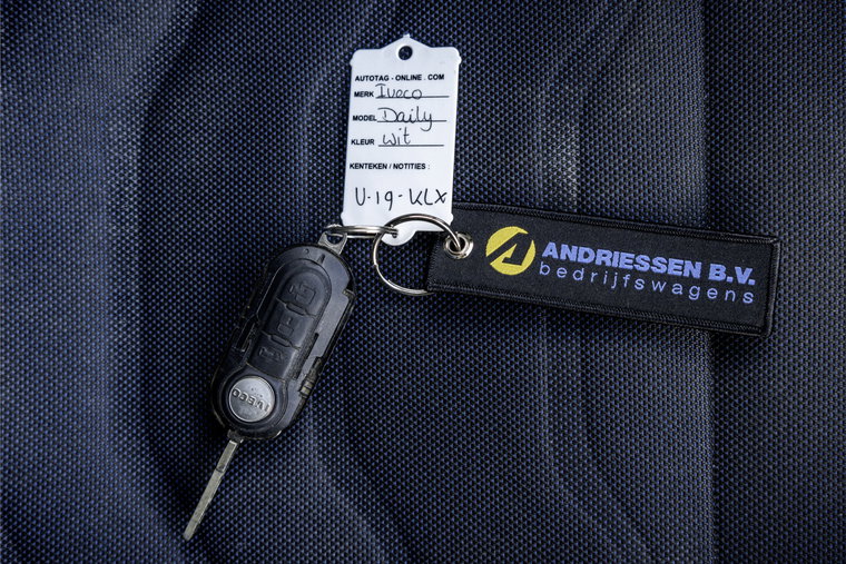 Vehicle Image 21