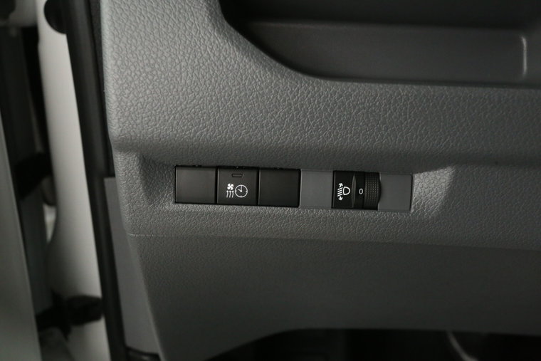 Vehicle Image 24