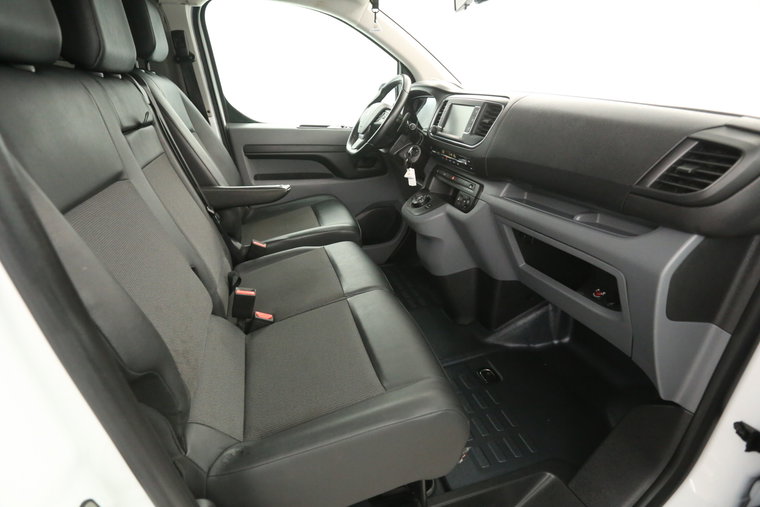 Vehicle Image 26