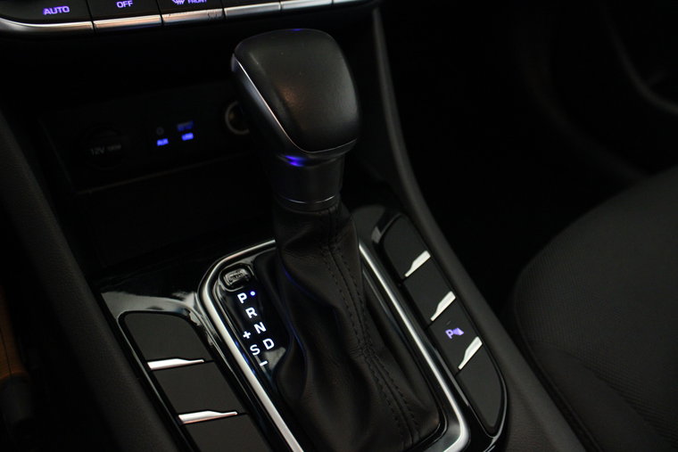 Vehicle Image 18
