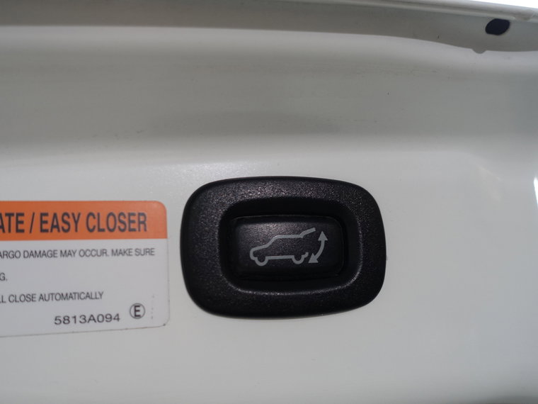 Vehicle Image 35