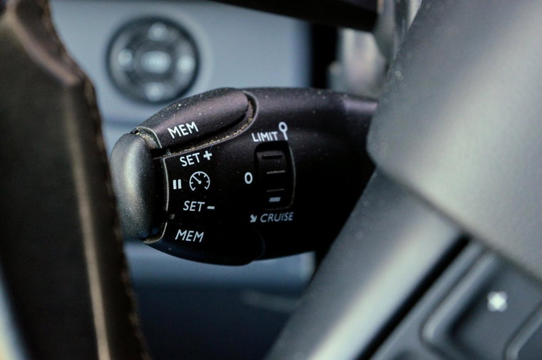 Vehicle Image 27