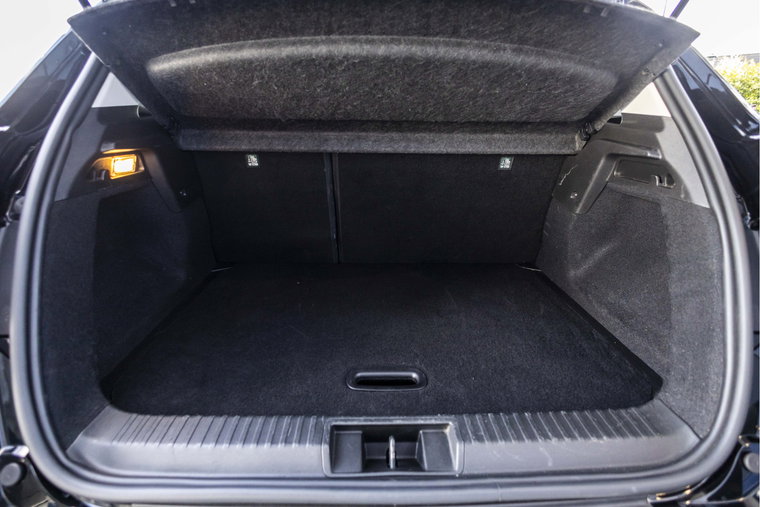 Vehicle Image 37