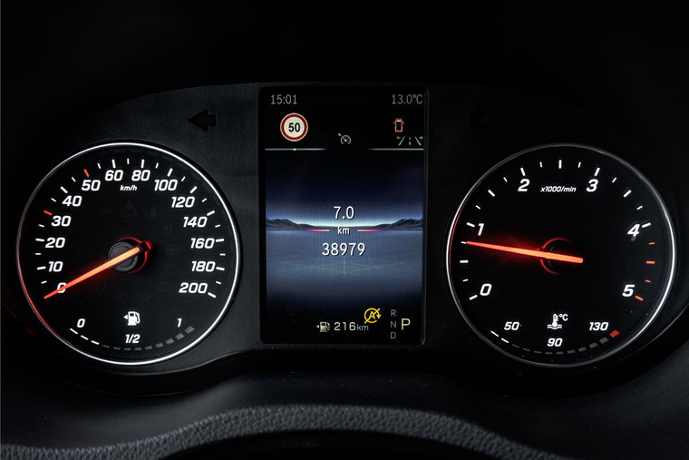 Vehicle Image 13