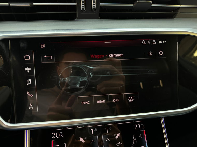 Vehicle Image 29