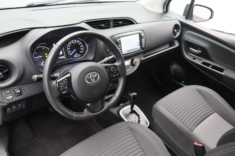 Vehicle Image 19
