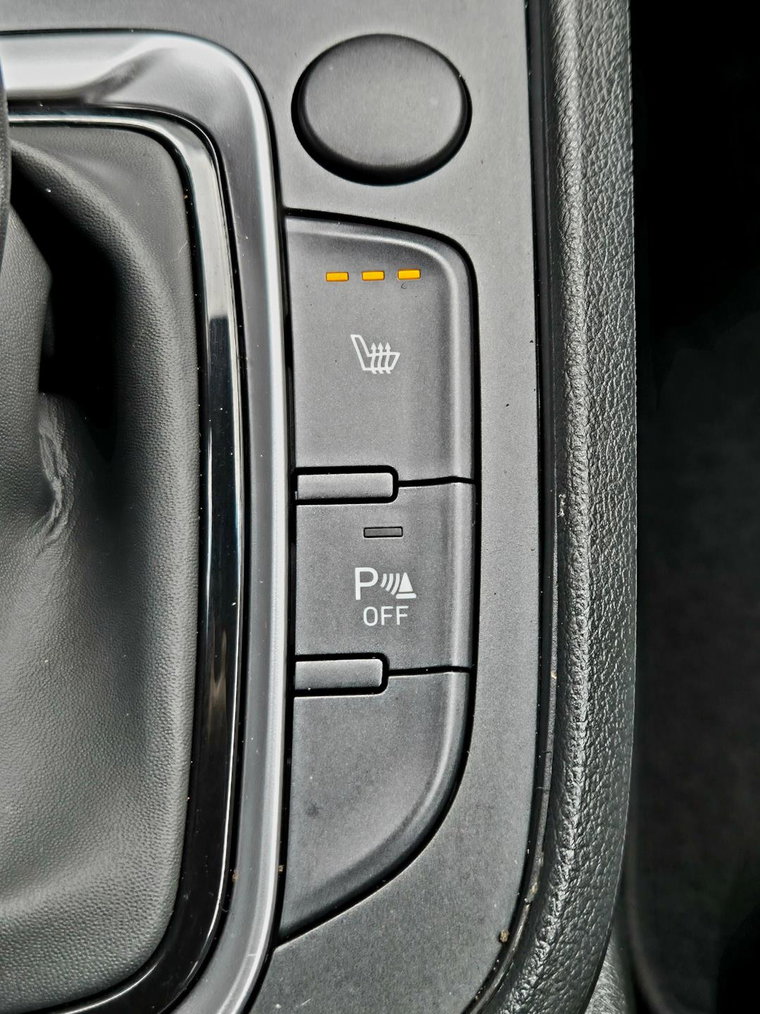 Vehicle Image 27