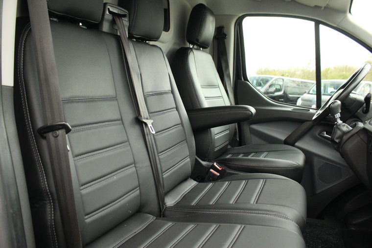 Vehicle Image 18
