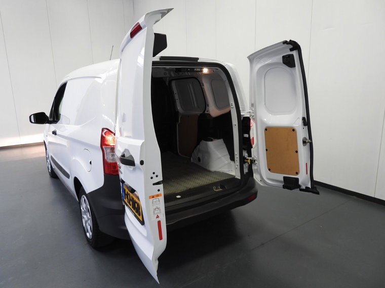 Vehicle Image 18