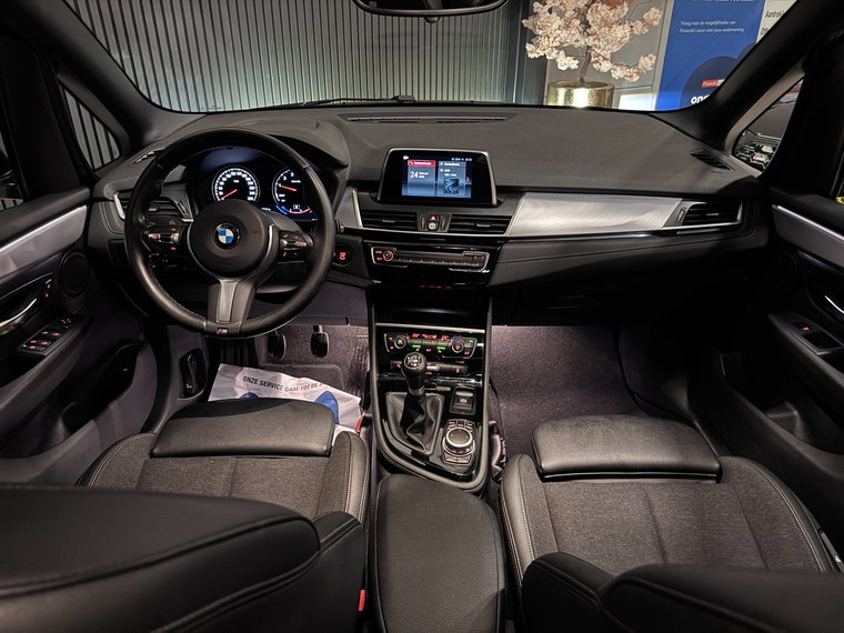 Vehicle Image 45
