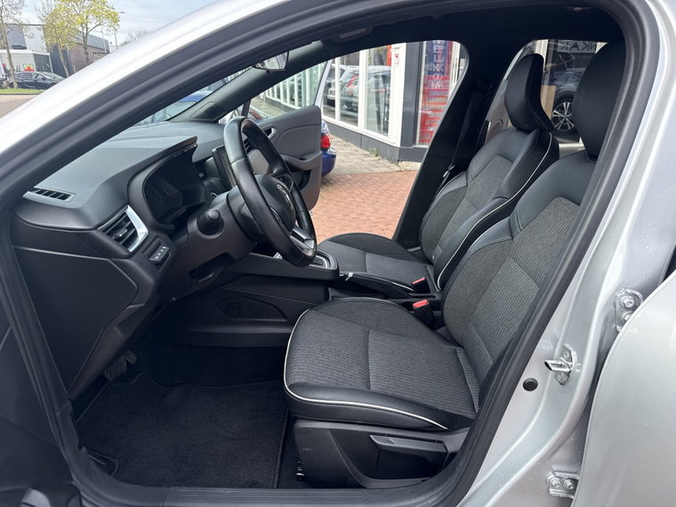 Vehicle Image 40