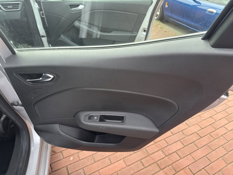 Vehicle Image 41
